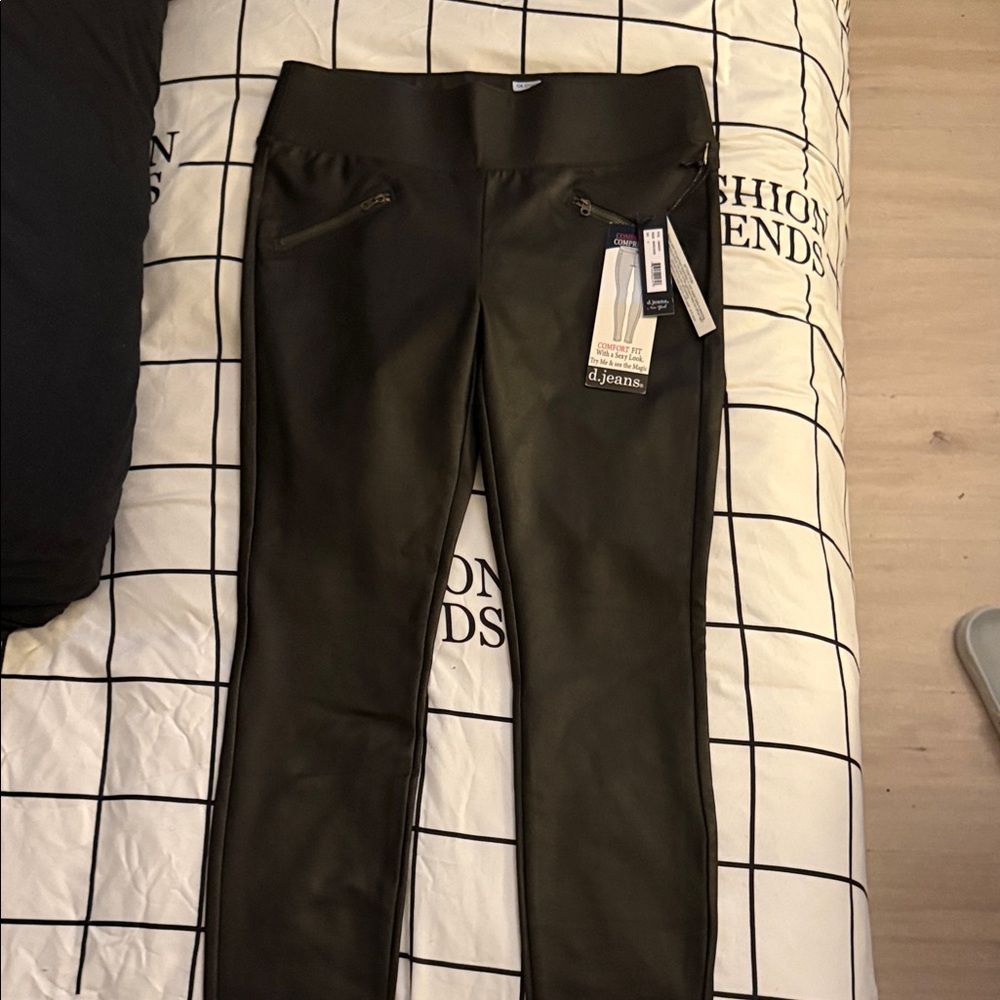 D. Jeans Dark Leggings with Zipper Details